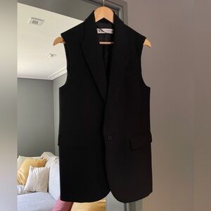Zara Black Sleeveless Blazer/Long Vest